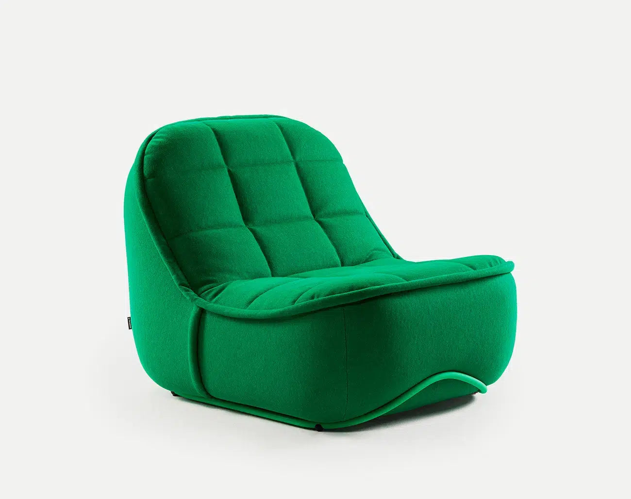 Vibe Lounge Chair-Contract Furniture Store for hospitality, leisure & commercial projects