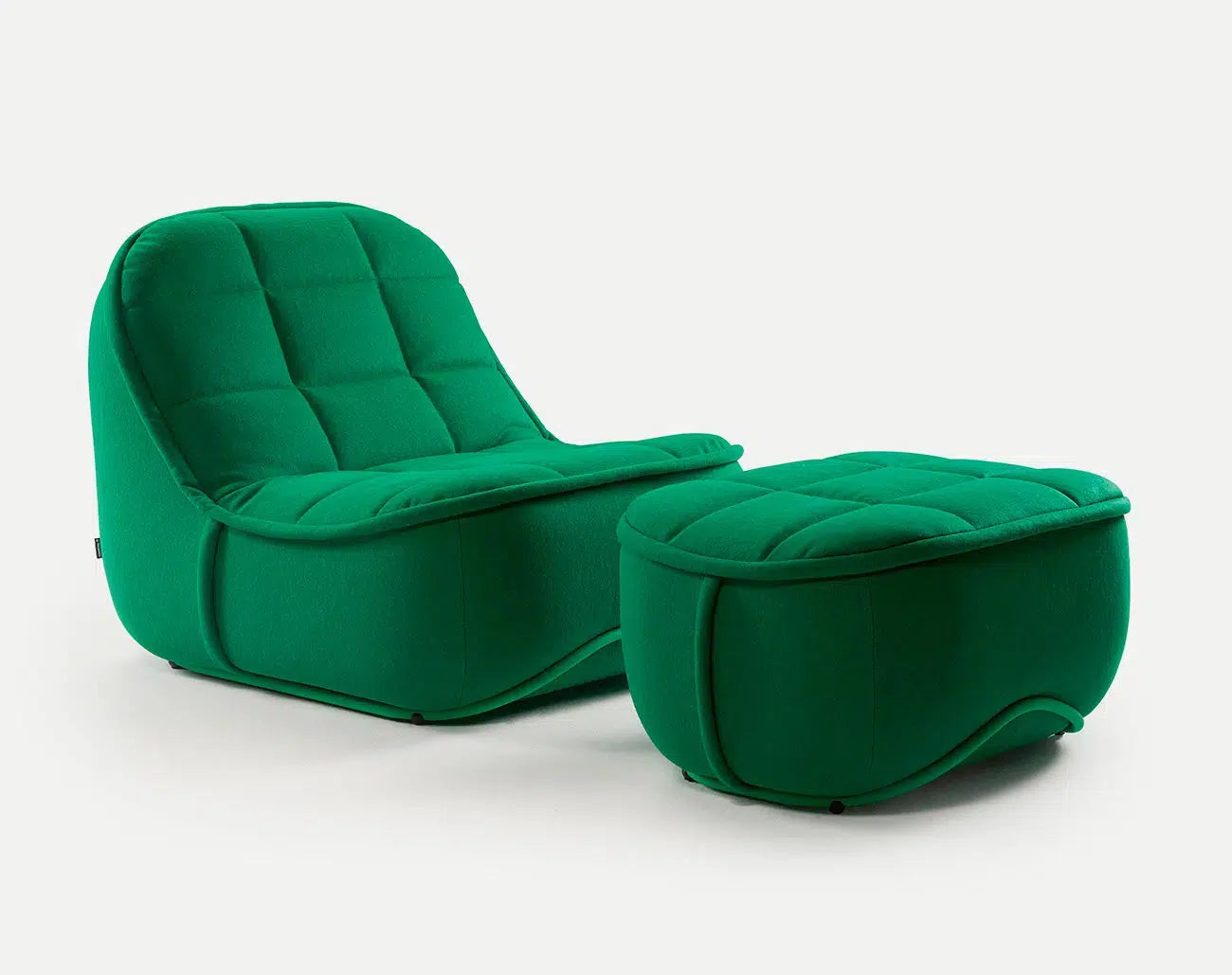 Vibe Lounge Chair-Contract Furniture Store for hospitality, leisure & commercial projects