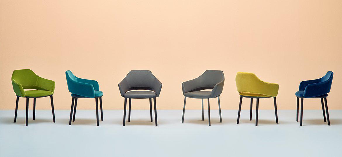 Vic 645 Armchair