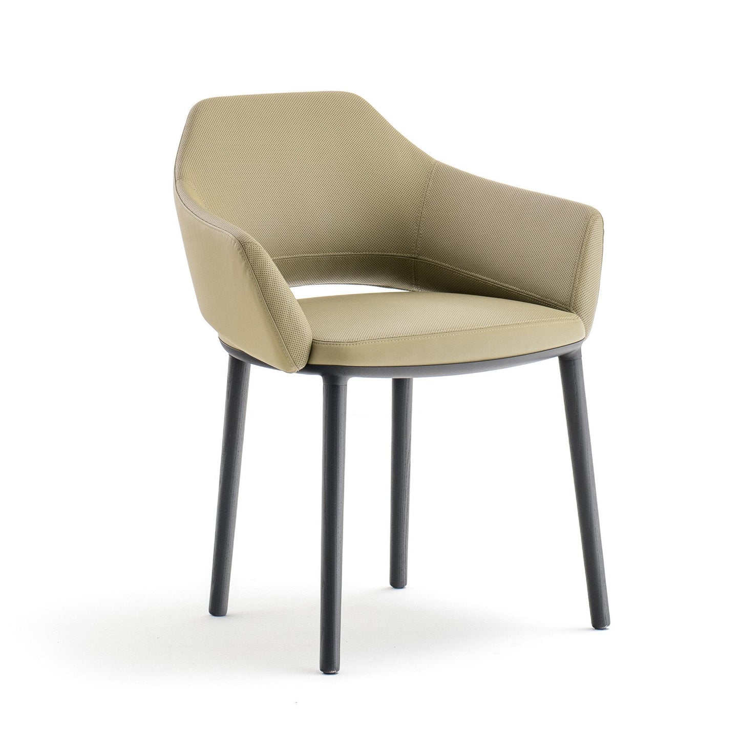 Vic 645 Armchair