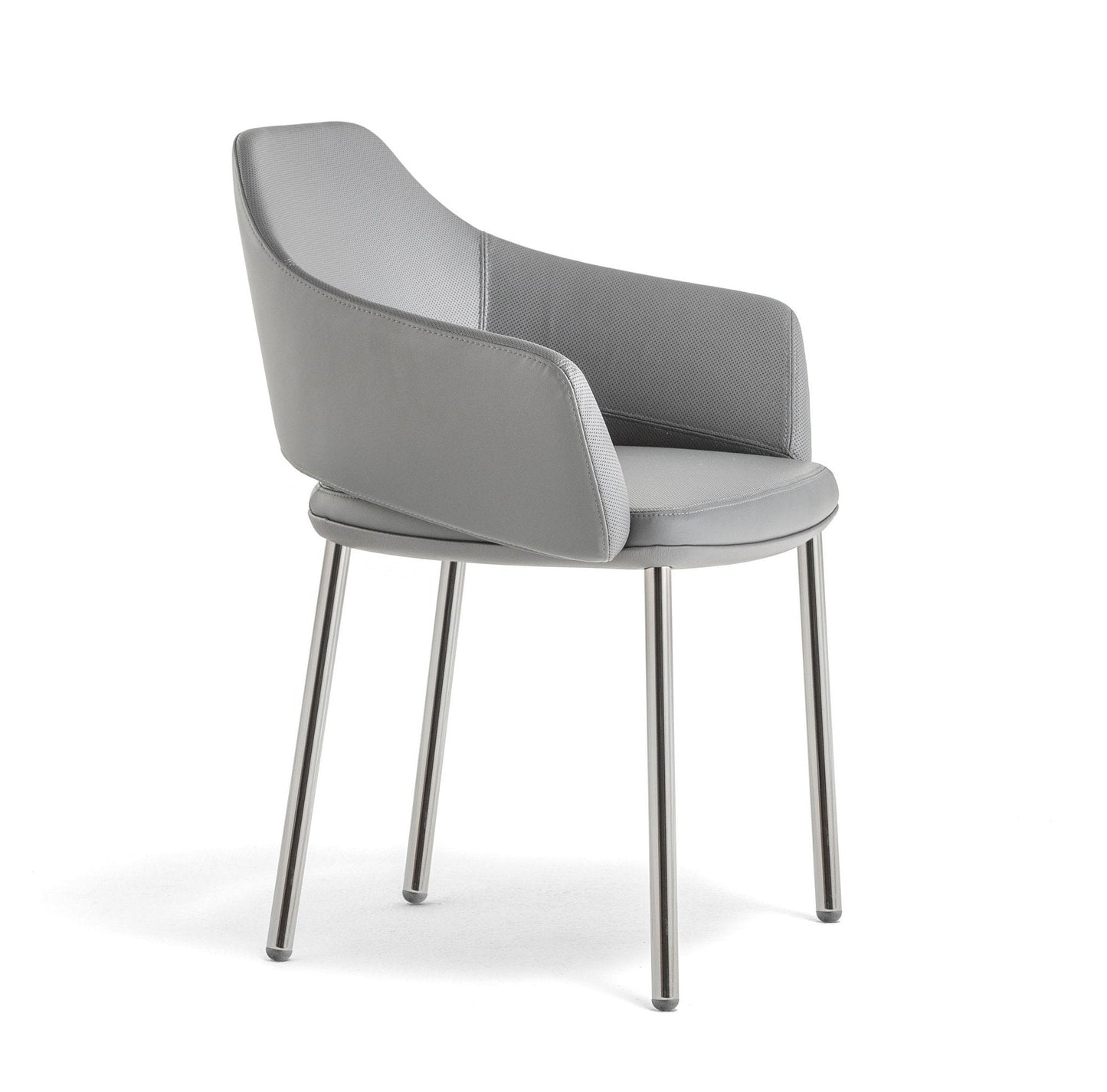 Vic 646 Armchair