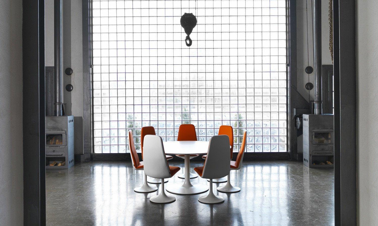 Viggen Side Chair