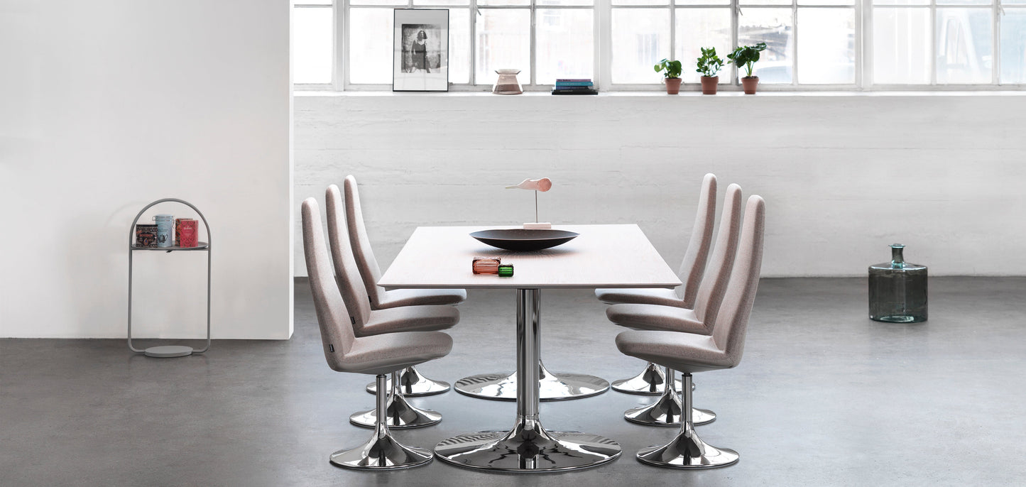 Viggen Side Chair