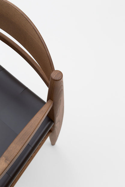 Vincent V.G. 441 Armchair