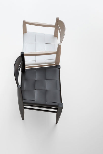 Vincent V.G. 441 Armchair