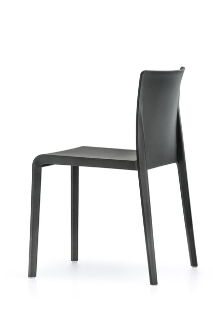 Volt 670 Side Chair