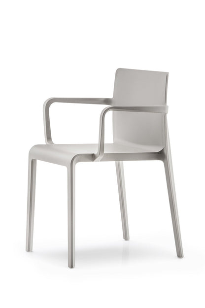 Volt 675 Armchair