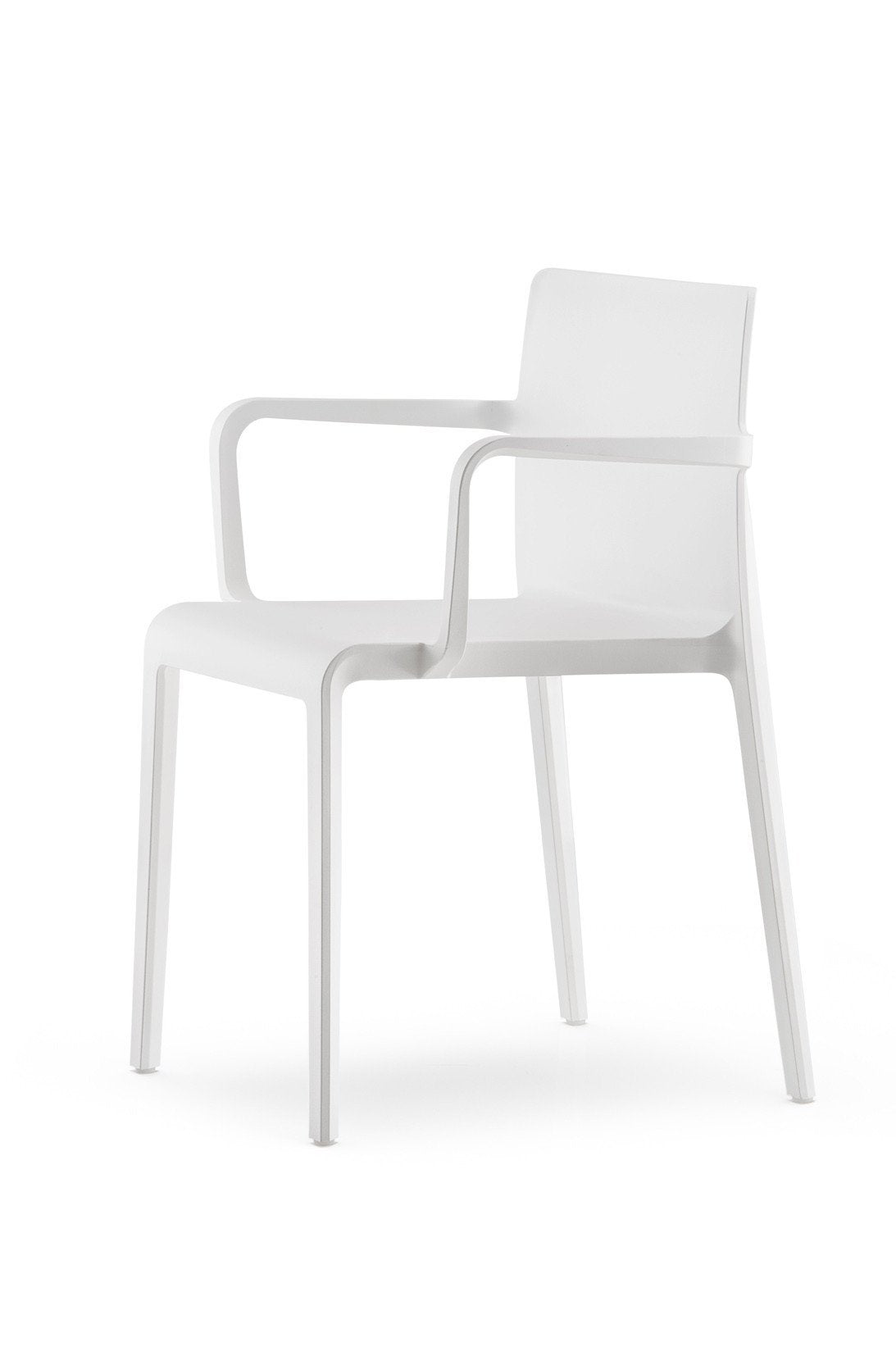 Volt 675 Armchair