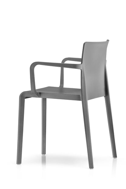 Volt 675 Armchair