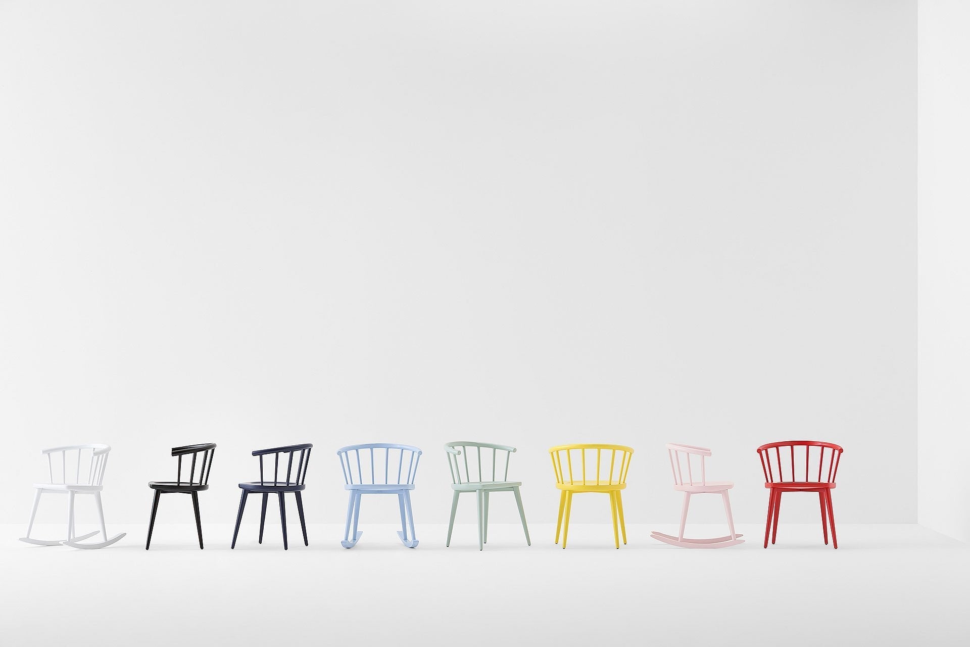 W. 605 Side Chair