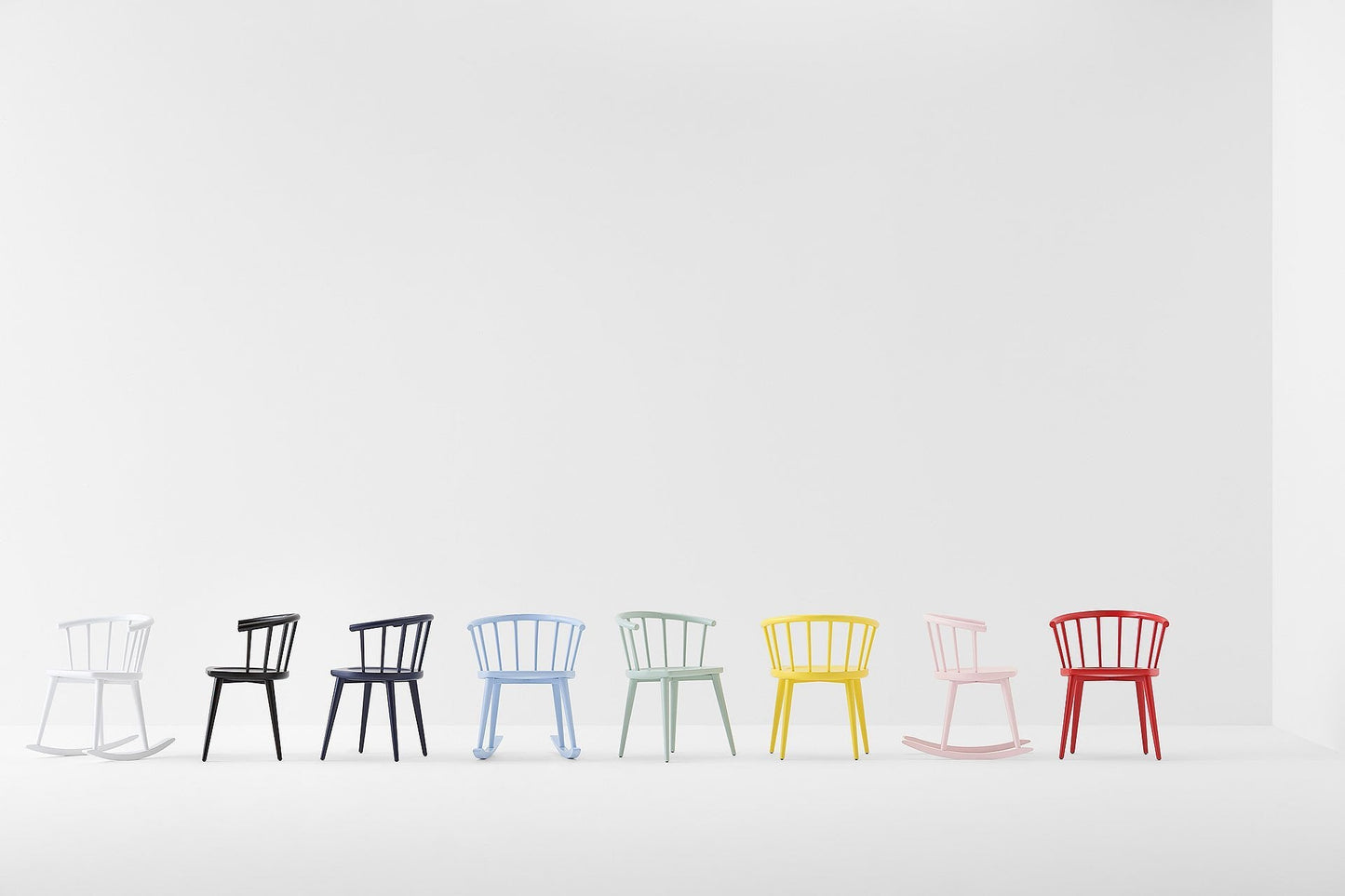 W. 608 Rocking Chair
