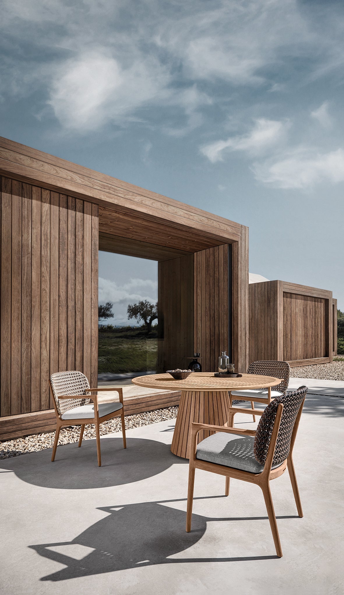 Whirl Round Dining Table-Contract Furniture Store for hospitality, leisure & commercial projects