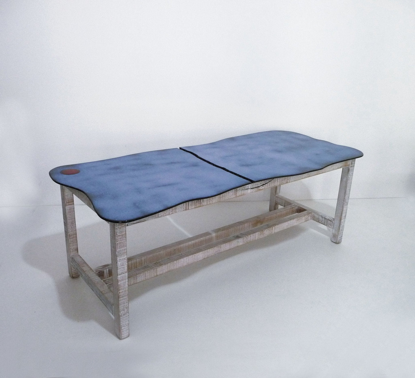 Woody Dining Table