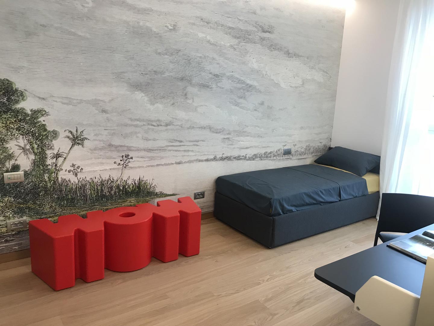 Wow Bench-Contract Furniture Store for hospitality, leisure & commercial projects