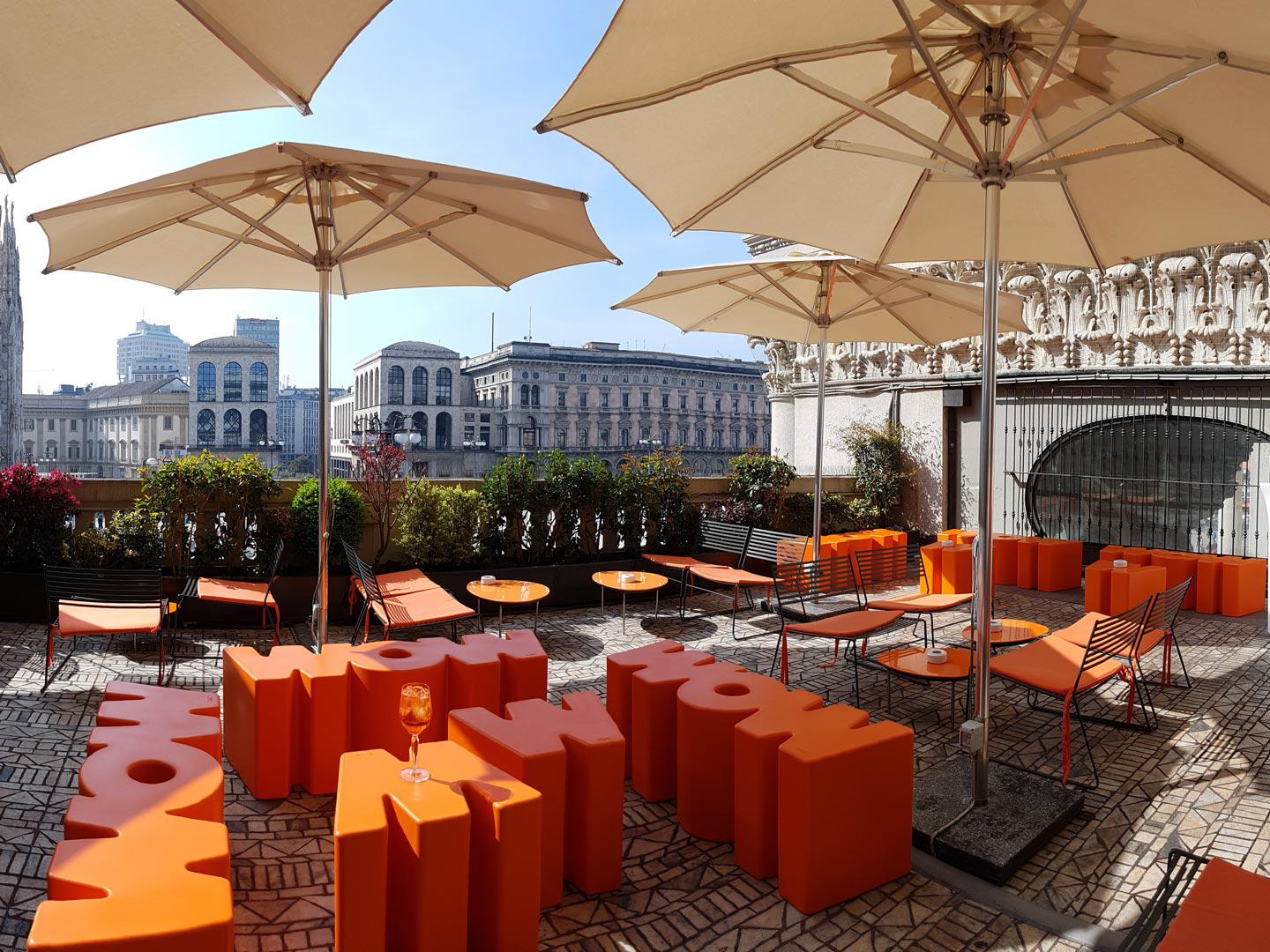 Wow Bench-Contract Furniture Store for hospitality, leisure & commercial projects