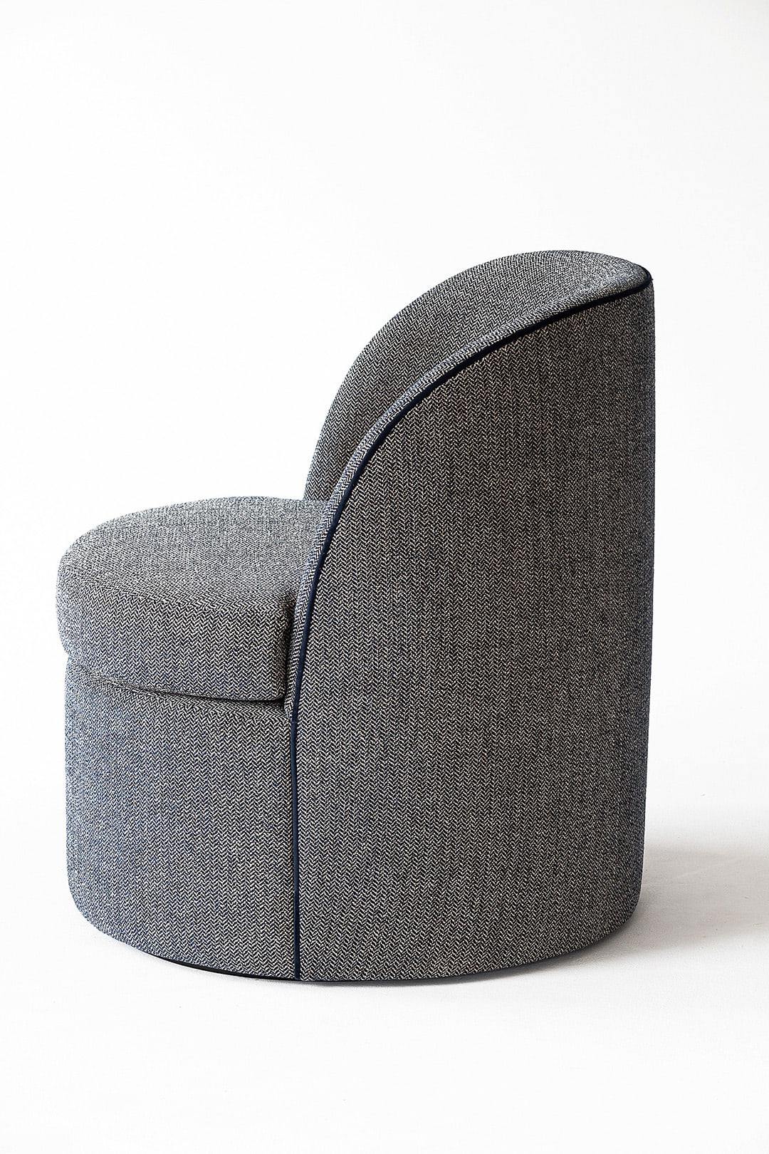 Wriggle Lounge Chair-Contract Furniture Store for hospitality, leisure & commercial projects