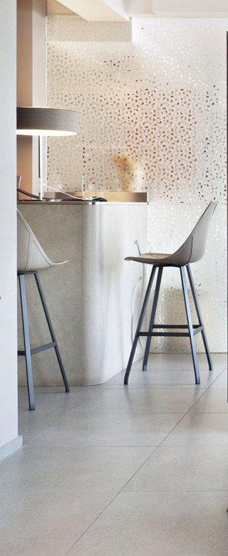 X 4061 High Stool
