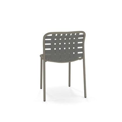 Yard 500 Side Chair