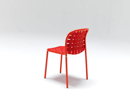 Yard 500 Side Chair