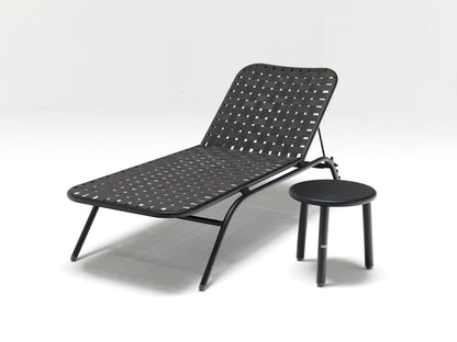 Yard 504 Lounger