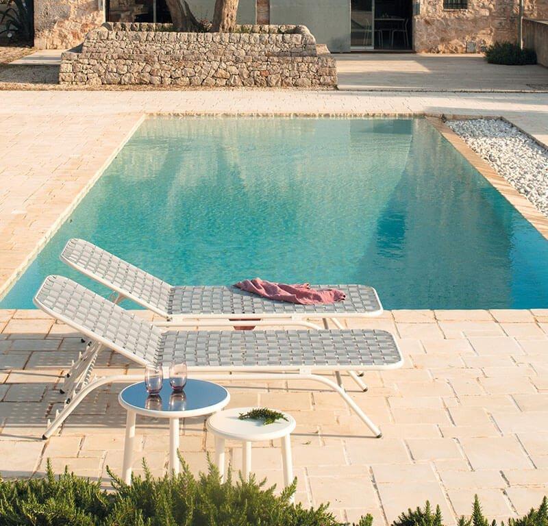 Yard 504 Lounger