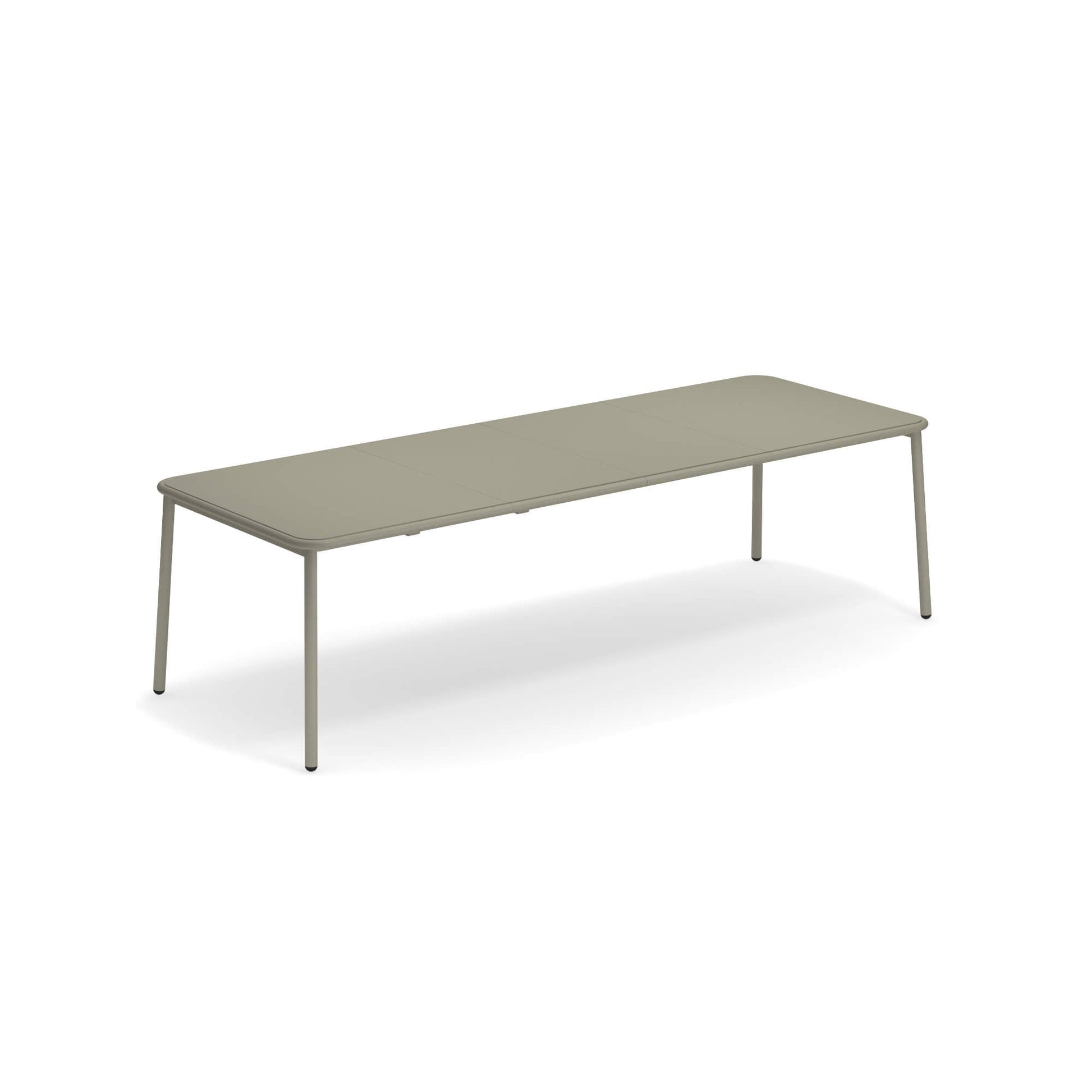 Yard 505 Dining Table