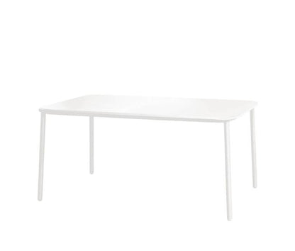 Yard 505 Dining Table