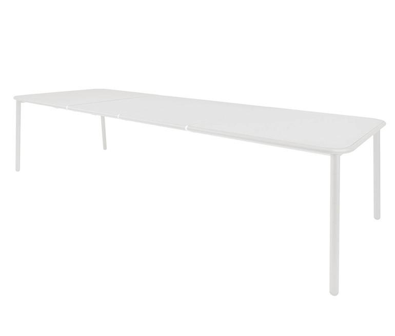 Yard 505 Dining Table