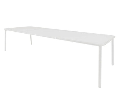 Yard 505 Dining Table