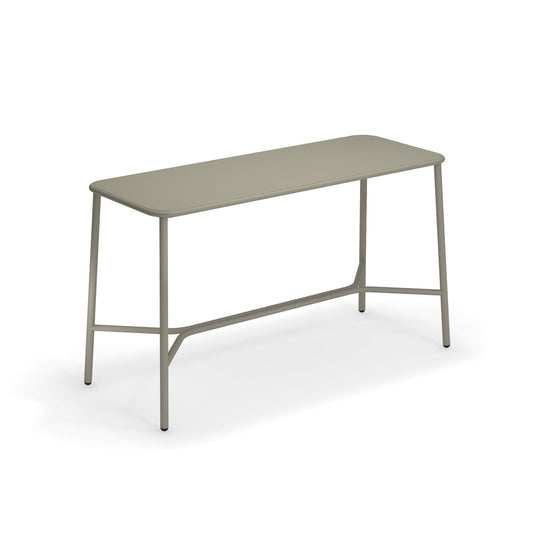 Yard 538 Poseur Table