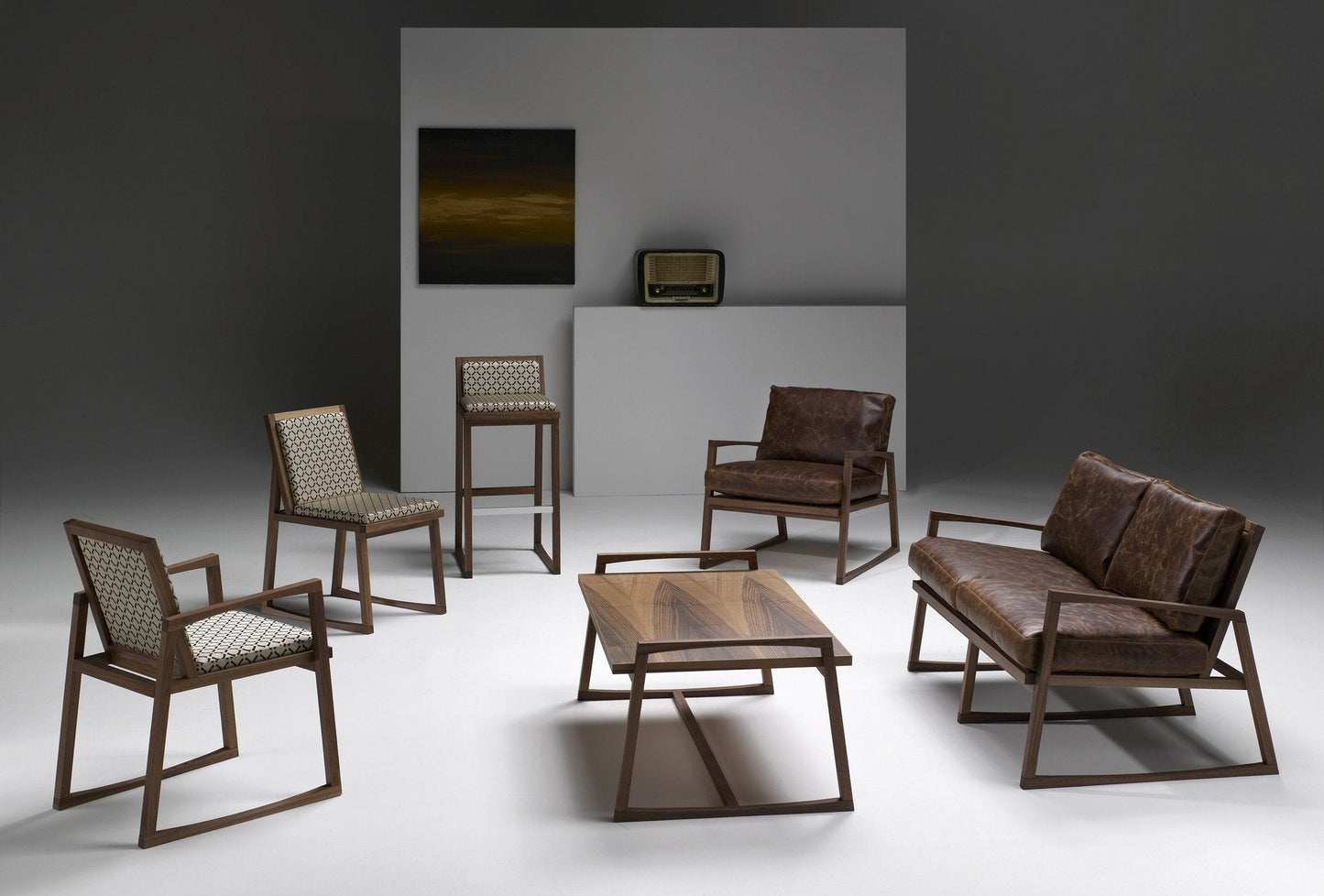 York/L Lounge Chair