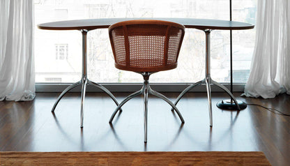 Young Lady/901 Armchair-Contract Furniture Store for hospitality, leisure & commercial projects