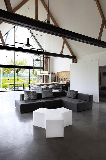 Ypsilon Coffee Table