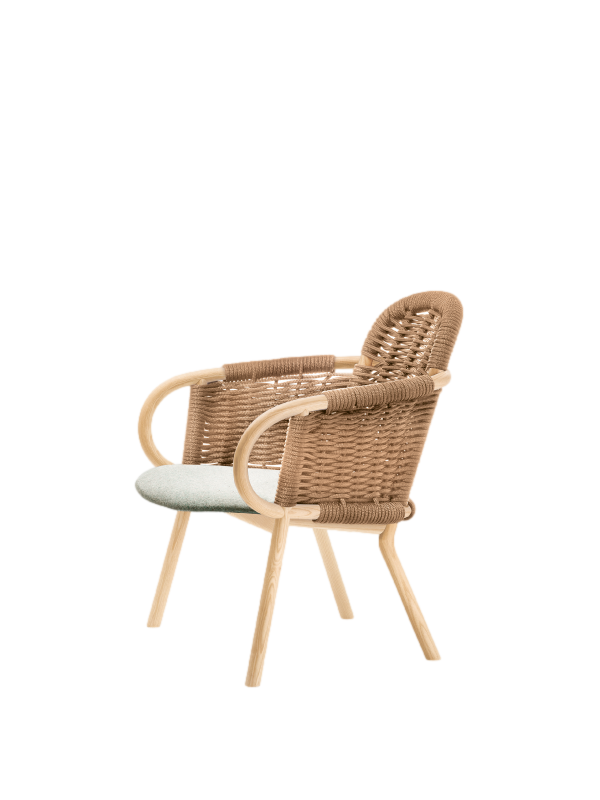 Zantilam 34/NR Lounge Chair-Contract Furniture Store for hospitality, leisure & commercial projects